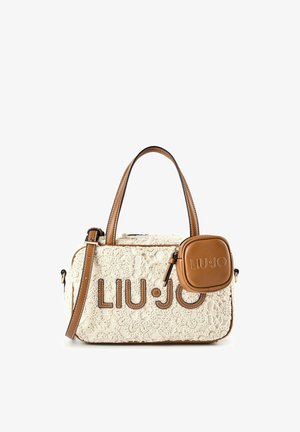 Bolso de encaje beige con asas de cuero marrón, correa desmontable y un pequeño bolso marrón con la marca "LIU JO" adherido al frente.