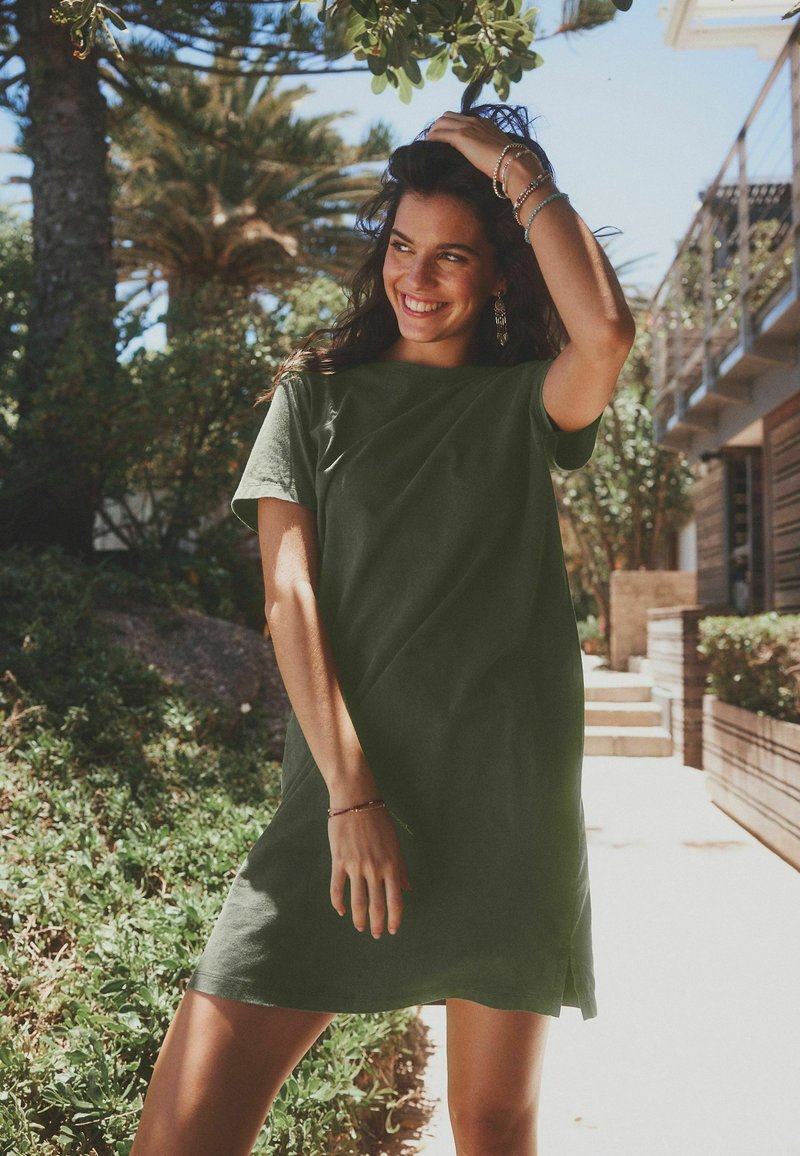 Next REGULAR FIT - Trikotaažkleit - khaki green
