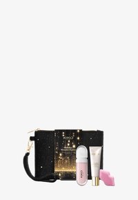 KIKO Milano HOLIDAY WONDERLIGHTS SANTA’S SECRET LIP CARE GIFT - Huidverzorgingsset