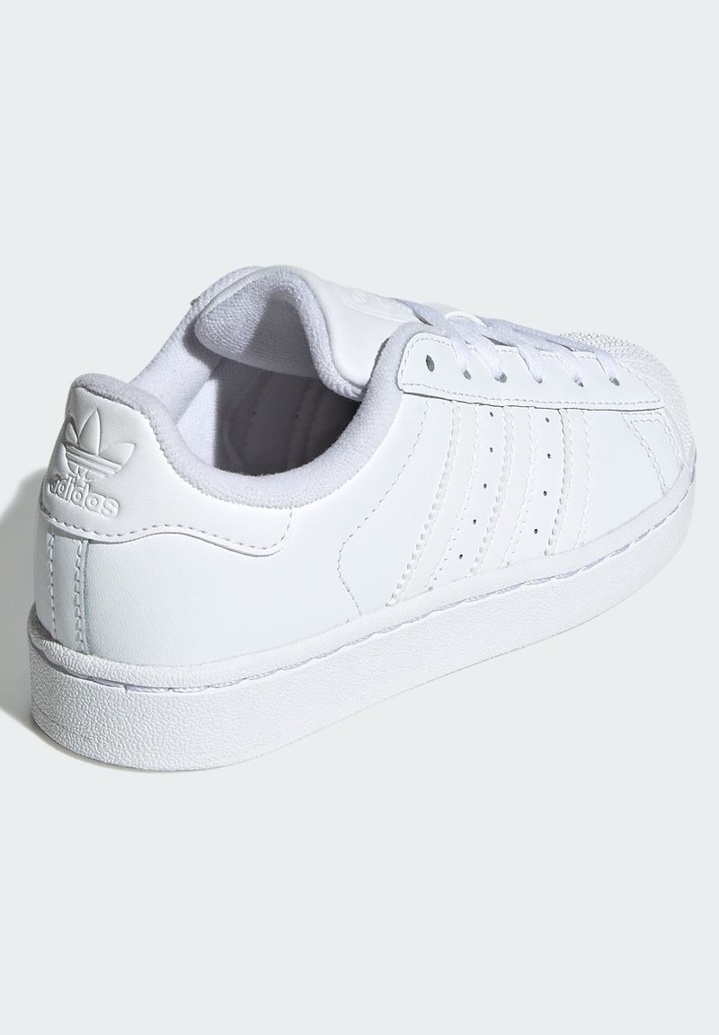 adidas gazelle silver green womens ADIDAS ORIGINALS SUPERSTAR II W  Simple Caracters