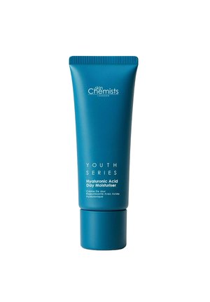 Niebieska tubka Skin Chemists London Youth Series Hyaluronic Acid Day Moisturiser z białym tekstem na białym tle.