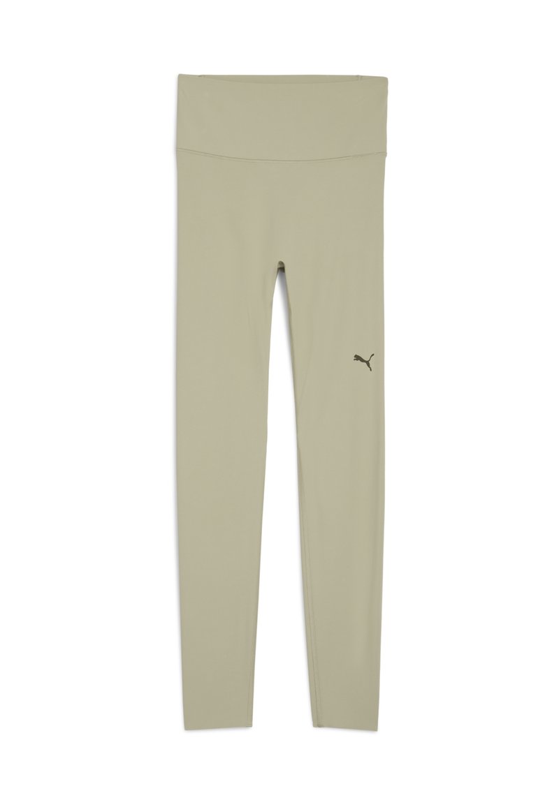 Leggings od svijetlo maslinaste tkanine, s visokim strukom i crnim Puma logom na donjoj lijevoj nozi. Glatka tekstura, oblikovani dizajn.