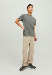 Jack & Jones JJE TEE  O-NECK  - T-Shirt basic - sedona sage