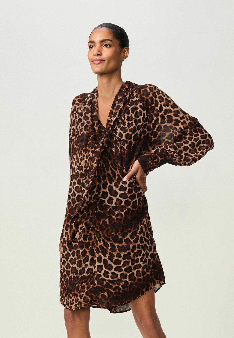 Next MIDI - Hverdagskjole - brown leopard print