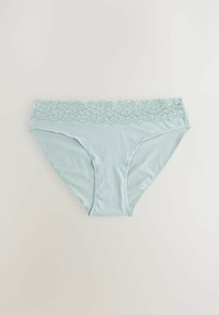 Sous-vêtements en coton bleu clair avec une taille en dentelle à festons. Le tissu est doux, avec une texture lisse et un design classique de slip.