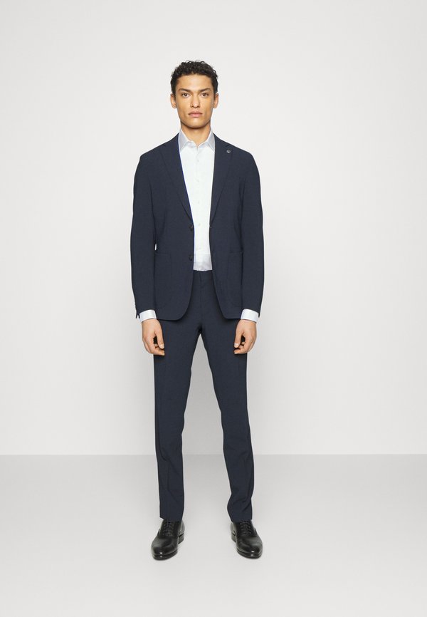 TUXEDO SHIRT - Formal shirt4