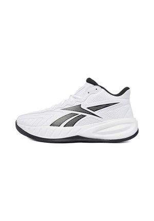 - Obuwie do koszykówki