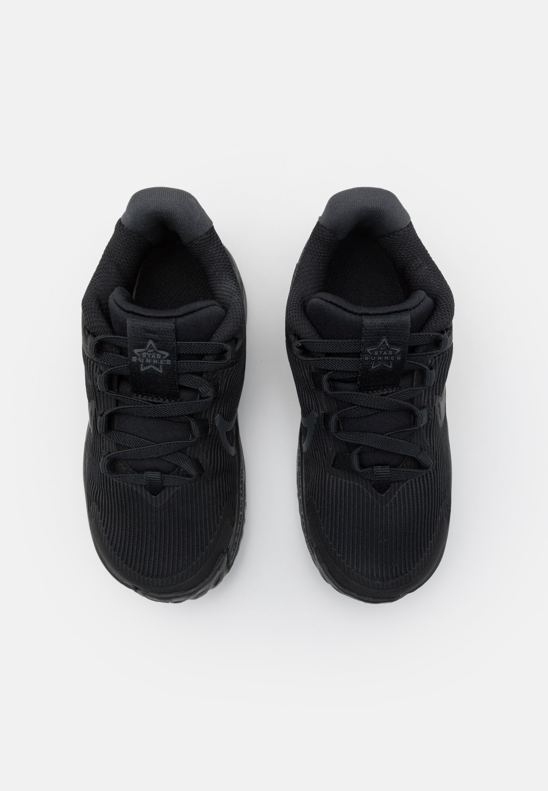 nike run black star runner infant trainers