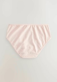 Slip da donna in cotone rosa con una texture liscia, design a gamba alta e vita elasticizzata. Stile semplice senza motivi o decorazioni.