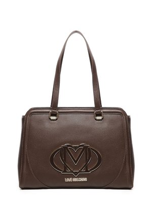 Sac à main en cuir marron foncé avec deux poignées de coude, bords arrondis, et un grand logo métallique Love Moschino à l'avant.
