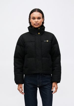 HERITAGE CROPPED PUFFER - Jachetă cu puf - black