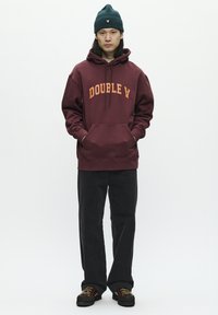 DOUBLE A BY W.W. JAMES AAARC  - Kapuzenpullover - decadent chocolate