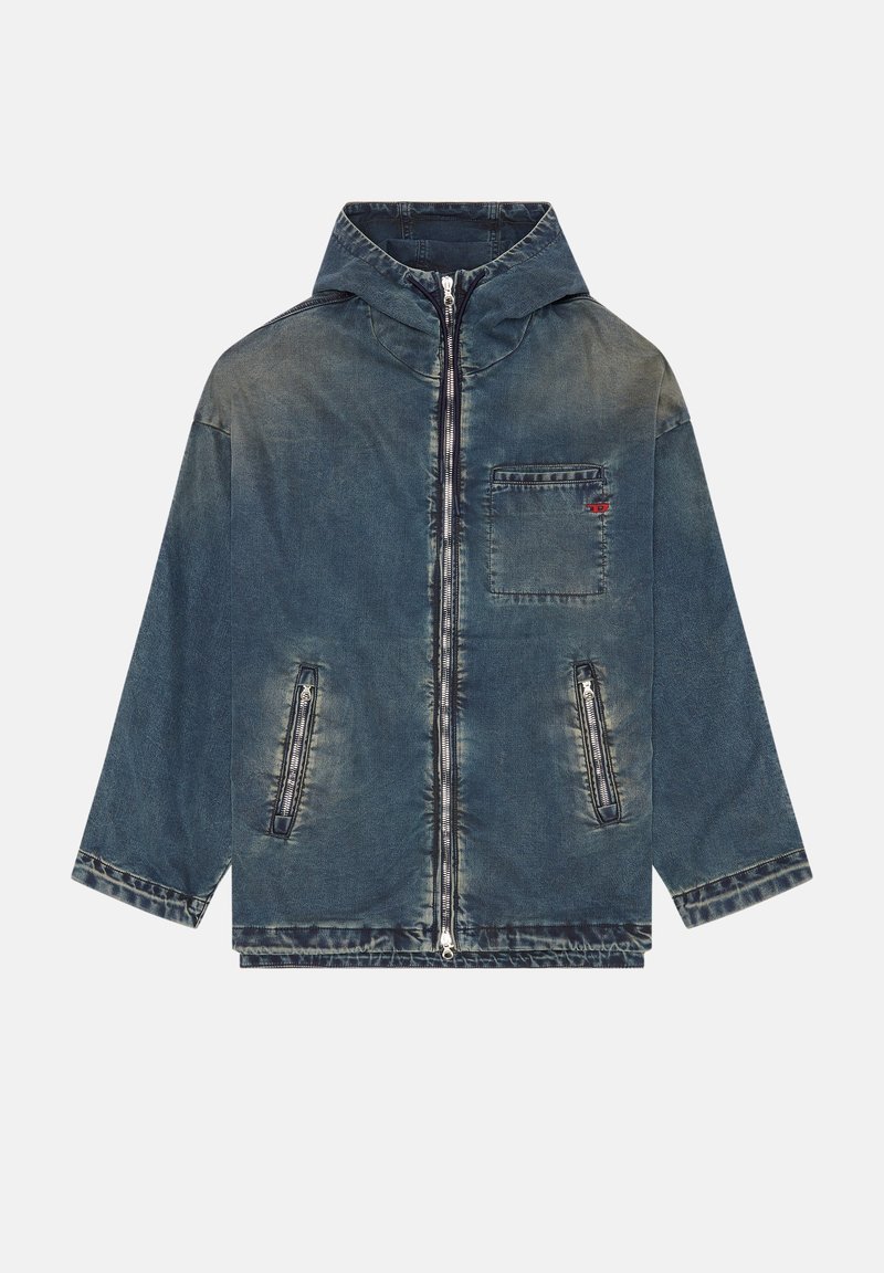 Denimjacke, blau, mit Kapuze, Frontreißverschluss und zwei Reißverschlusstaschen. Leicht verblaßt mit strukturierter Oberfläche und Nähdetails.