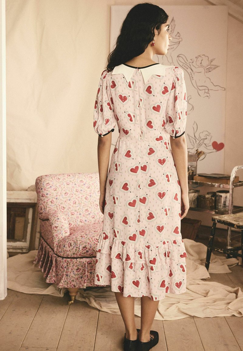 chinese dress ladies Adorn Lace Bust Maxi Dress