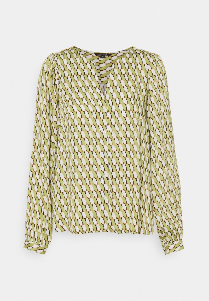 Blouse à manches longues avec boutons, motif géométrique vert, blanc et marron, col en V, présentée sur fond blanc.