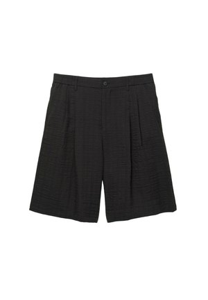 Shorts noirs avec un motif texturé, dotés de plis, d'une fermeture à bouton et d'une coupe mi-longue. Fabriqués en tissu léger.