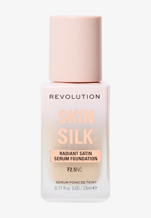 Makeup Revolution REVOLUTION SKIN SILK SERUM FOUNDATION - Foundation - f2.5nc
