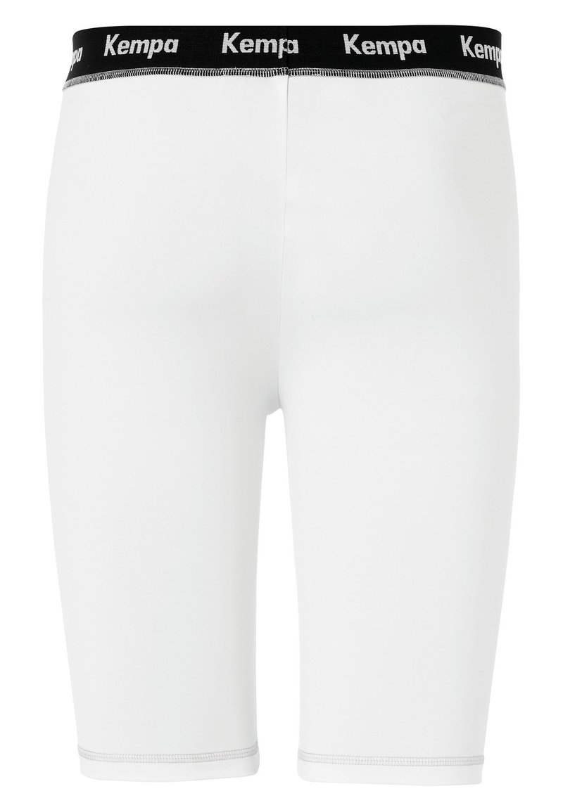 Weiße, taillierte Shorts mit einem breiten schwarzen Bund, auf dem "Kempa" in weißer Schrift steht. Glattes Material mit minimalen Nähten und einem eleganten Design.