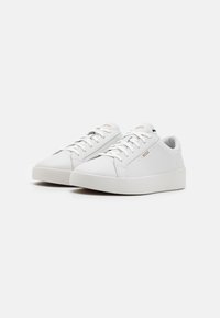 BOSS BELWAR - Joggesko - white