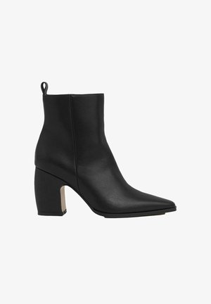 Reiss REGULAR FIT - AMY - Classic ankle boots - black