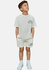 Reiss REISS SMILEYWORLD | REISS OVERSIZE T-SHIRT - Trükipildiga T-särk - white