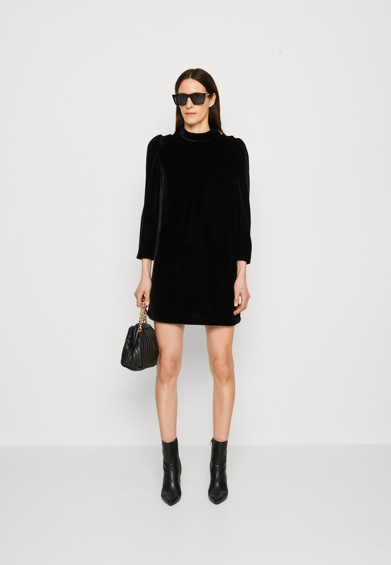 GAP MINI DRESS - Koktejlové šaty / šaty na párty - black