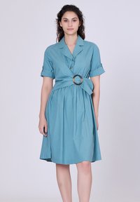 Smart and Joy AVEC CEINTURE- PANNEAU ASYMÉTRIQUE - Robe chemise - vert d'eau