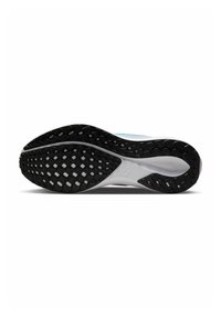 Suela de zapato con una superficie de goma negra texturizada que presenta patrones circulares y cuadrados, que transiciona a una mediasuela blanca con un detalle de logo.