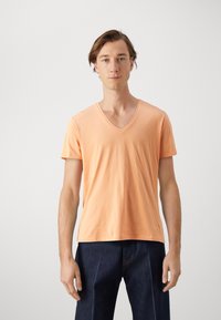 DRYKORN - QUENTIN - T-shirt basic - orange Miniatuurafbeelding 1