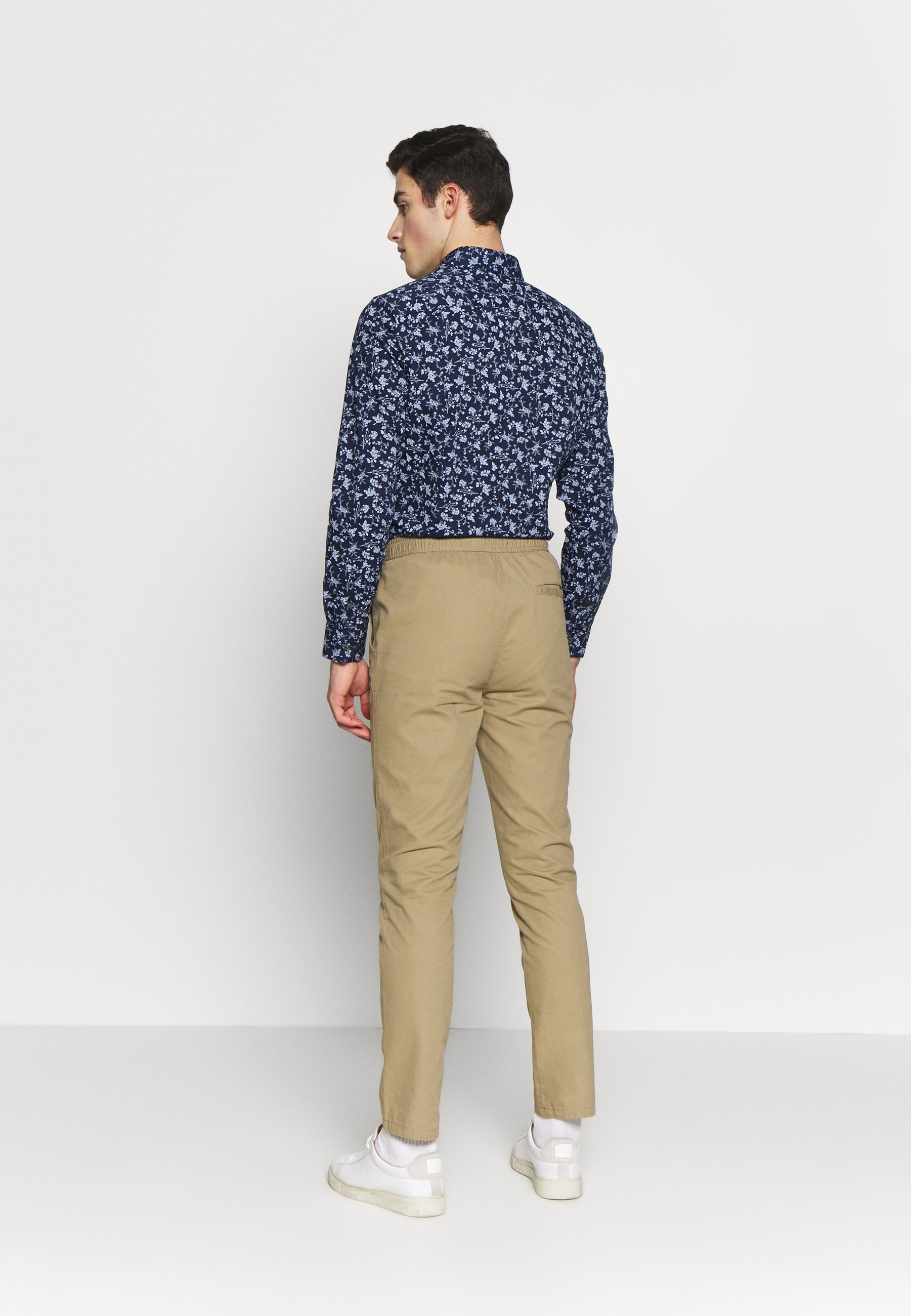 Burton Menswear London SLIM WASHED Joggebukse stone Burton Menswear London SLIM WASHED - Joggebukse - stone