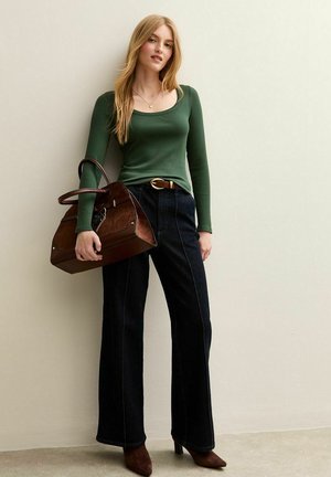 SCOOP NECK LONG SLEEVE - Camiseta de manga larga - dark green