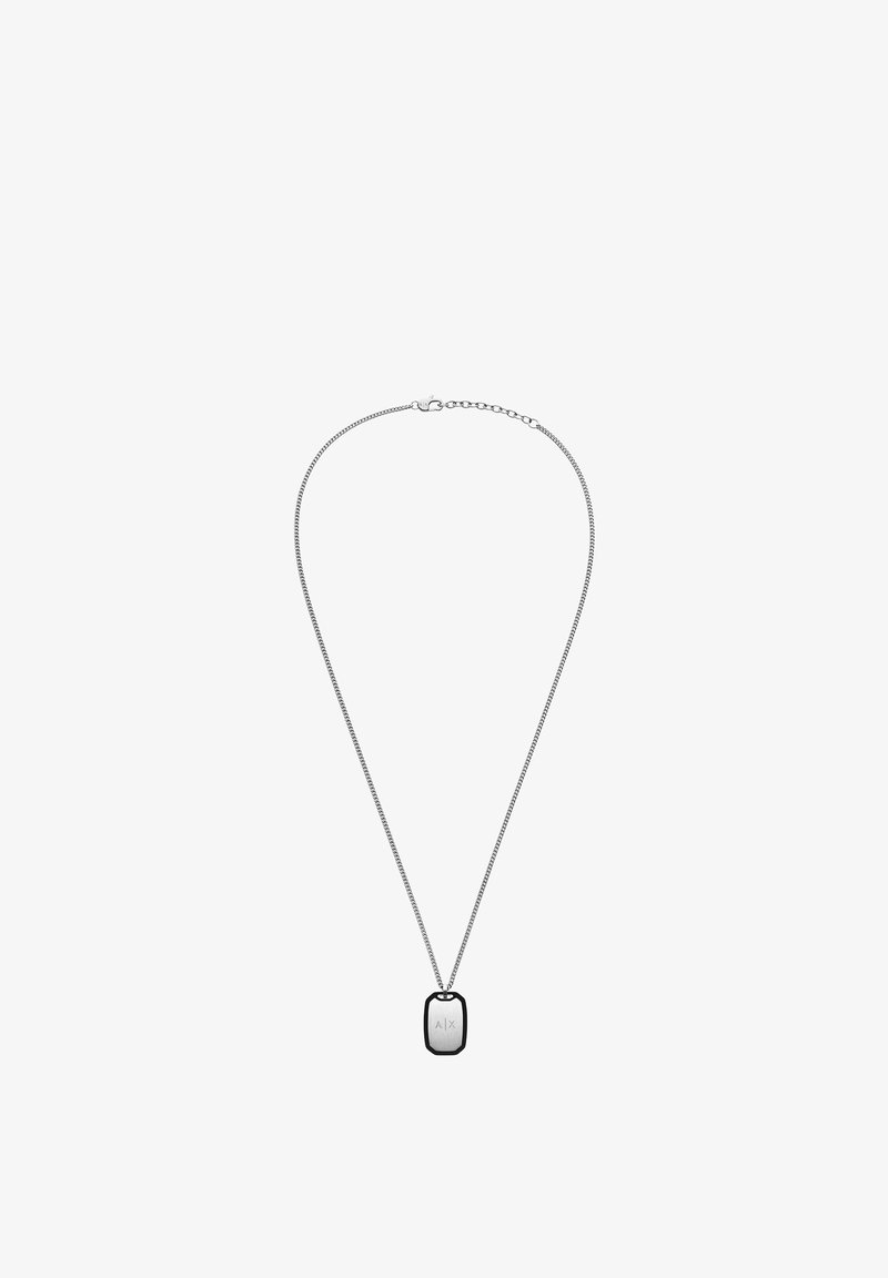 Collier chaîne en argent avec un pendentif rectangulaire bordé de noir et des gravures détaillées au centre, design élégant.