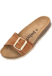 Sandale en cuir brun à glissière avec une large sangle, accent en boucle dorée et semelle intérieure texturée. Semelle en liège avec un fond en caoutchouc de couleur claire.