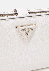 Guess MERIDIAN ZIP ORGANIZER - Lommebok - stone