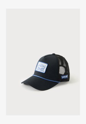 Casquette de baseball noire Levi's avec bordure bleue, dos en mesh et patch logo blanc sur le devant et l’étiquette latérale.
