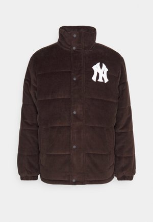New Era MLB NEW YORK YANKEES PUFFER JACKET - Vereinsmannschaften - brown