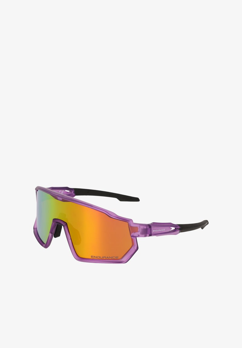 Violetin aurinkolasit, joissa on kulmikas muotoilu, peilioranssit linssit ja mustat kumiset yksityiskohdat. Kevyt kehys takaa kestävyyden.
