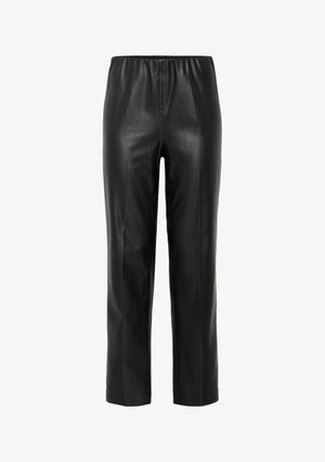Zwarte leren broek met een elastische tailleband, rechtlijnig ontwerp en een gladde textuur. Geen zichtbare patronen of versieringen.