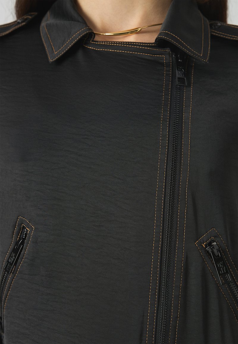Veste Légère En Soie 100% - Marque Coutures Taille 3 - Occasion Très Bon état