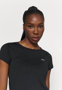 Under Armour Sportovní tričko - black