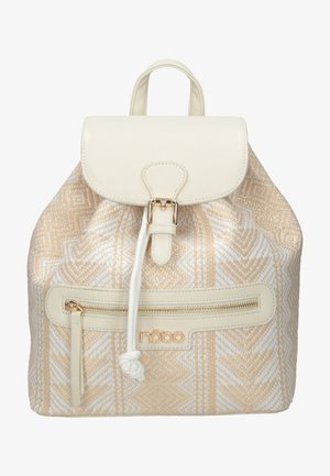 Kermanvärinen reppu, jossa on beige värinen kudottu geometrinen kuvio. Siinä on yläluukku, metalliset koristeet ja etutaskussa vetoketju.