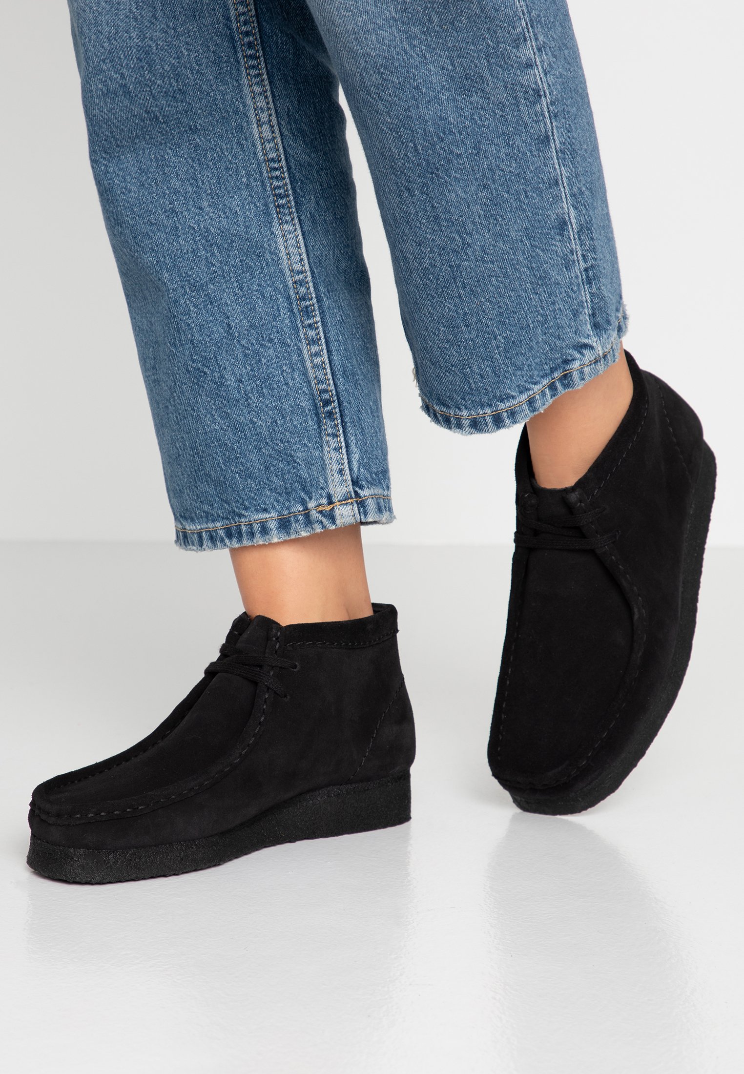 cool blue wallabees