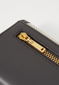 Ted Baker TASHI - Wallet - brown