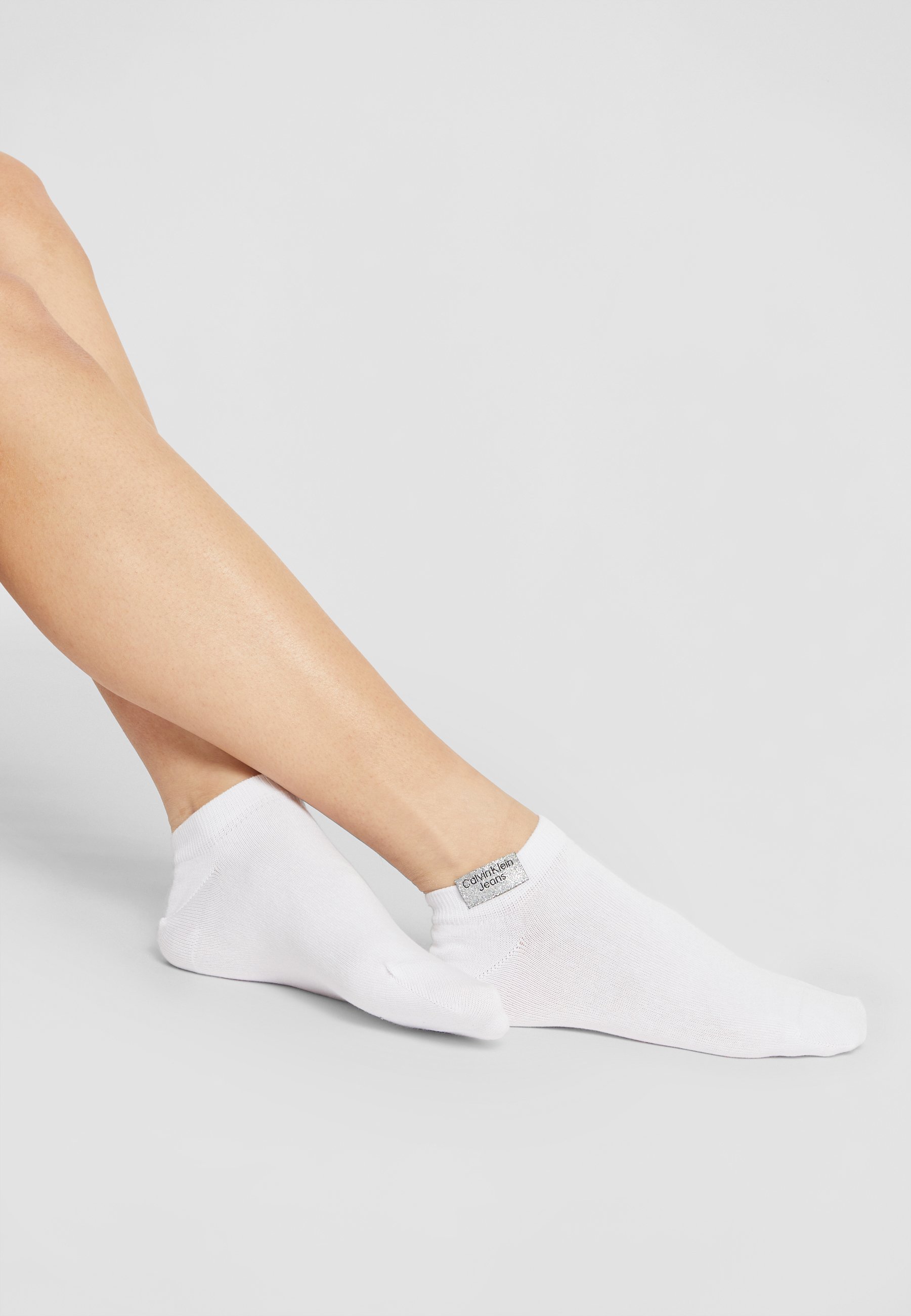 zalando sneaker release womens