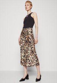YAS Tall YASPELLA MIDI SKIRT  - A-line skjørt - black