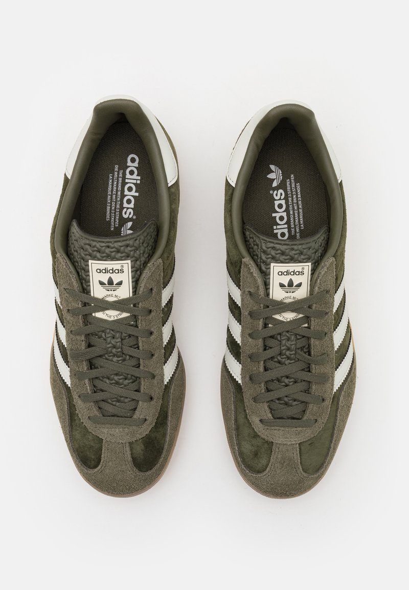 adidas Originals GAZELLE INDOOR UNISEX - Trainers - night cargo/alumina/olive  - Zalando.co.uk