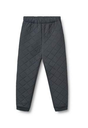 Pantaloni gri închis matlasați cu un brâu elastic, având cusături în formă de diamant și mansete ajustate la glezne.