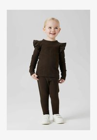 Neselectat, delicioso