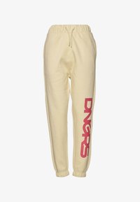 Unausgewählt, beige