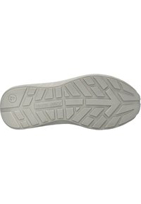 Suola di una scarpa in gomma grigia chiara con un motivo a trama geometrica, con il nome del marchio "JOSER SEIBEL" e la taglia "42" impressi di lato.